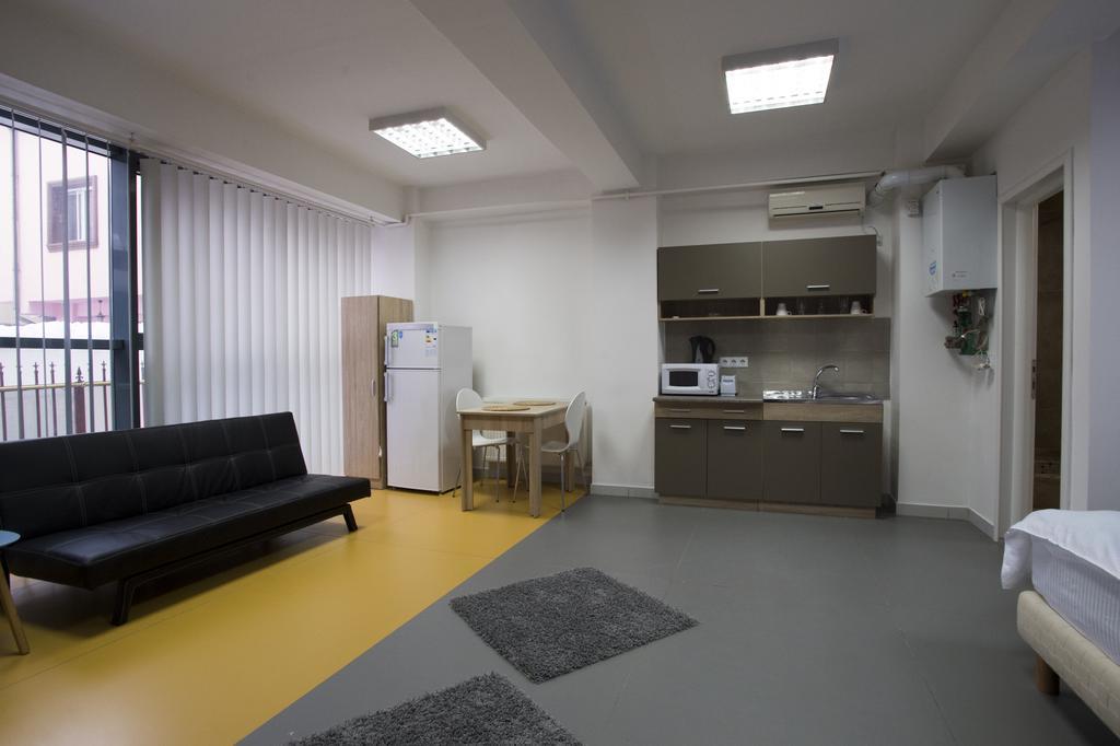 Heights Accommodation Unirii Free Parking Zone Bukarest Exterior foto